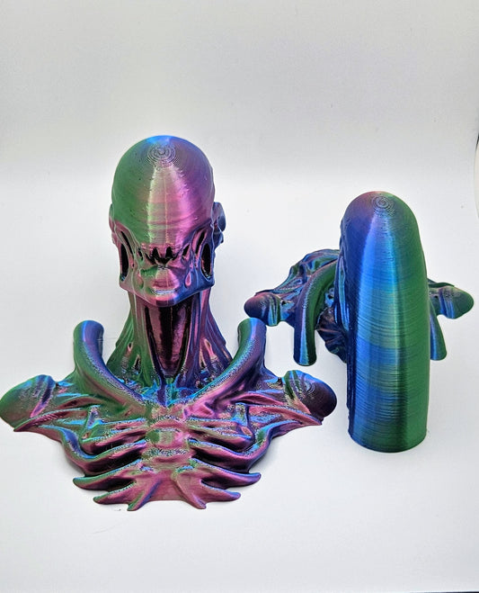 Alien Xenomorph Emerging Out Of The Wall with Mount
